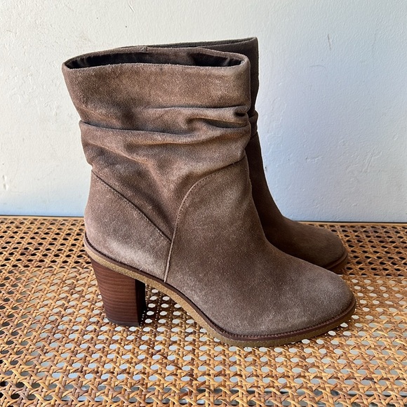 Vince Camuto Parka Brown Suede Ankle Boots - Picture 3 of 8